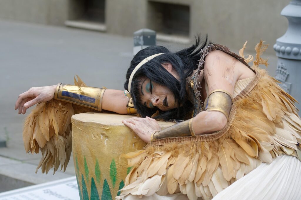 化粧水を寝る前に使うべき理由とは？